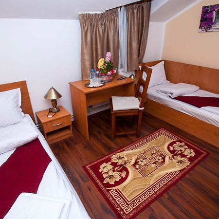 La Casa Nord Hotel Букурещ Екстериор снимка