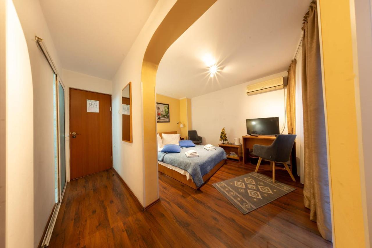 La Casa Nord Hotel Букурещ Екстериор снимка