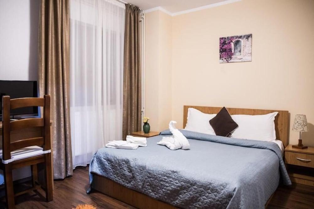 La Casa Nord Hotel Букурещ Екстериор снимка