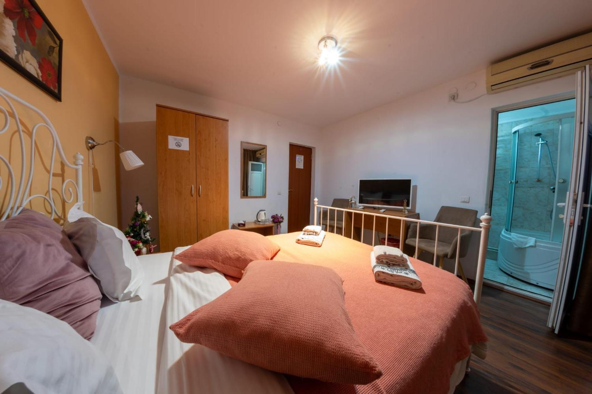 La Casa Nord Hotel Букурещ Стая снимка