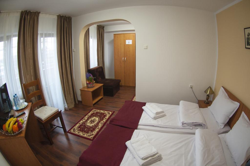 La Casa Nord Hotel Букурещ Екстериор снимка