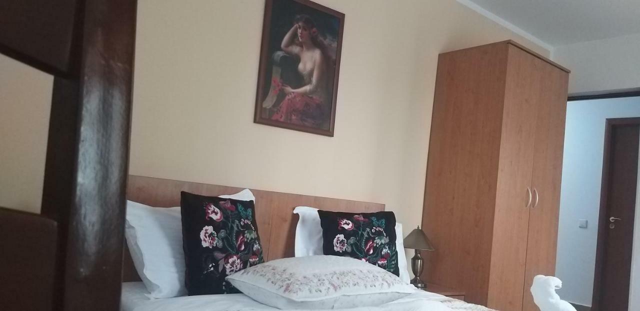 La Casa Nord Hotel Букурещ Екстериор снимка