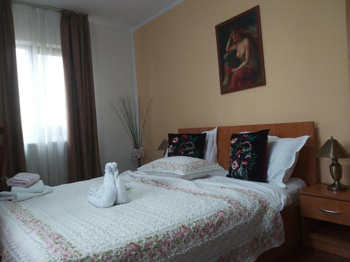 La Casa Nord Hotel Букурещ Екстериор снимка